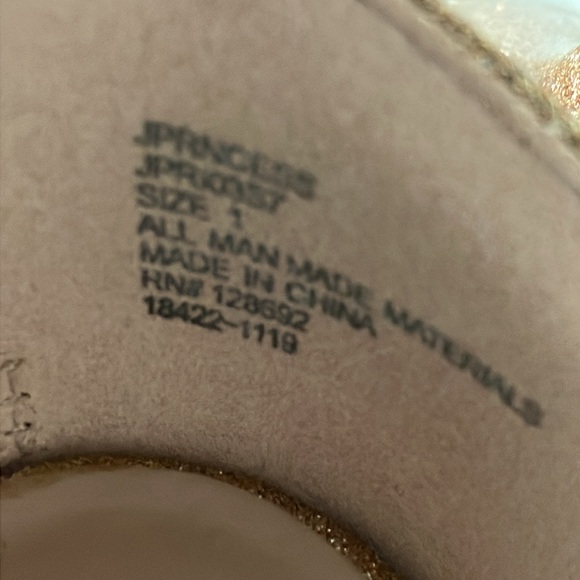 Steve Madden rose gold glitter shoe - Picture 7 of 7